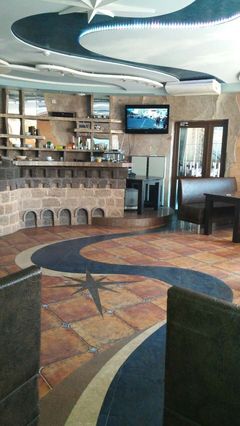 Продам! Отель на ул. Побратимов