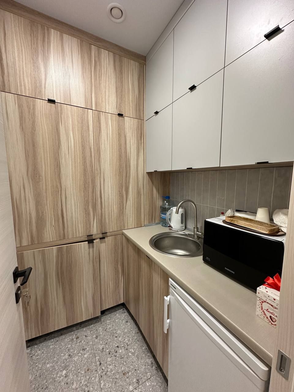 Комерція на Толбухіна вул.