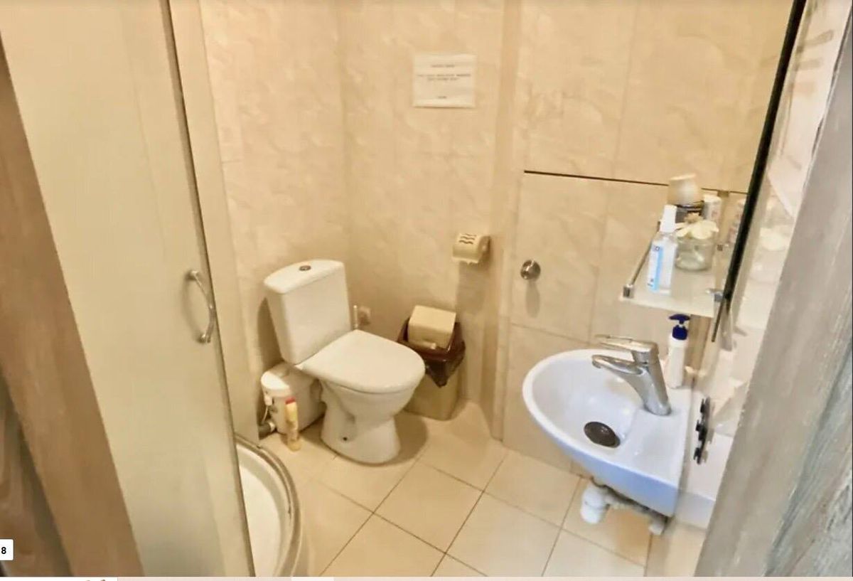 Комерційне приміщення на Паркова вул.