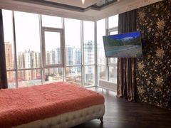 Квартира на Французький бульвар.