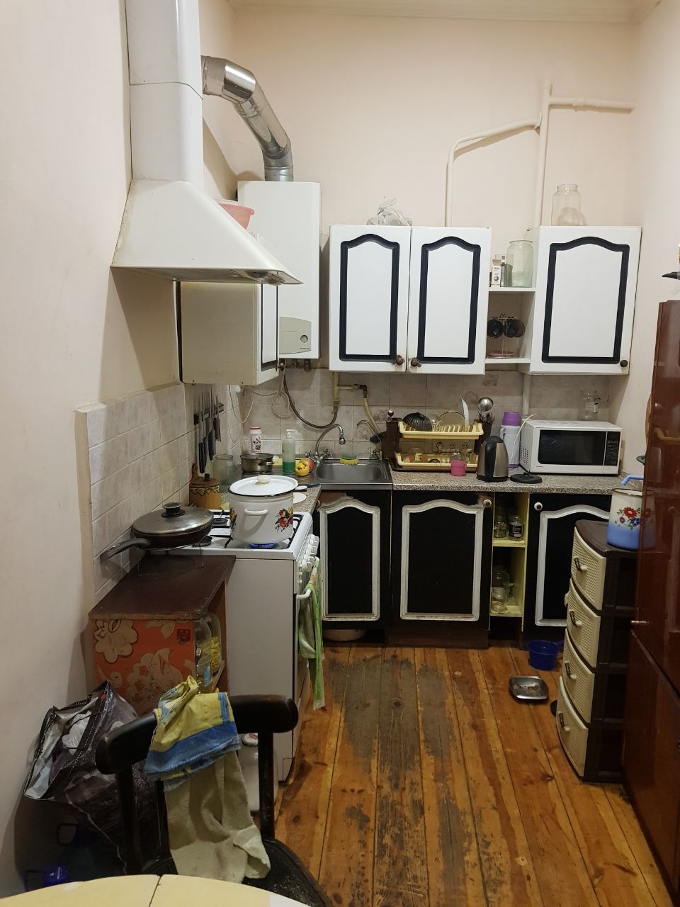 Продам квартиру на Катерининська вул.