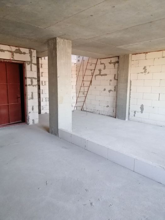 Квартира на Глушка Академіка просп.