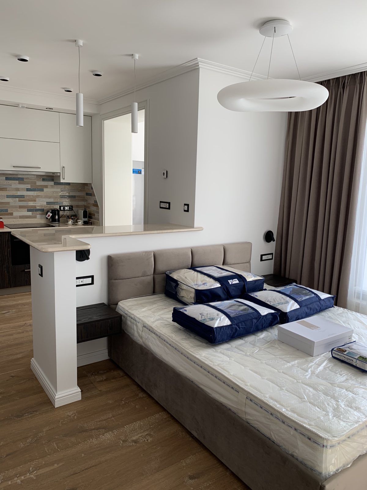 Квартира з дорогим авторським ремонтом. Заходь та живи!