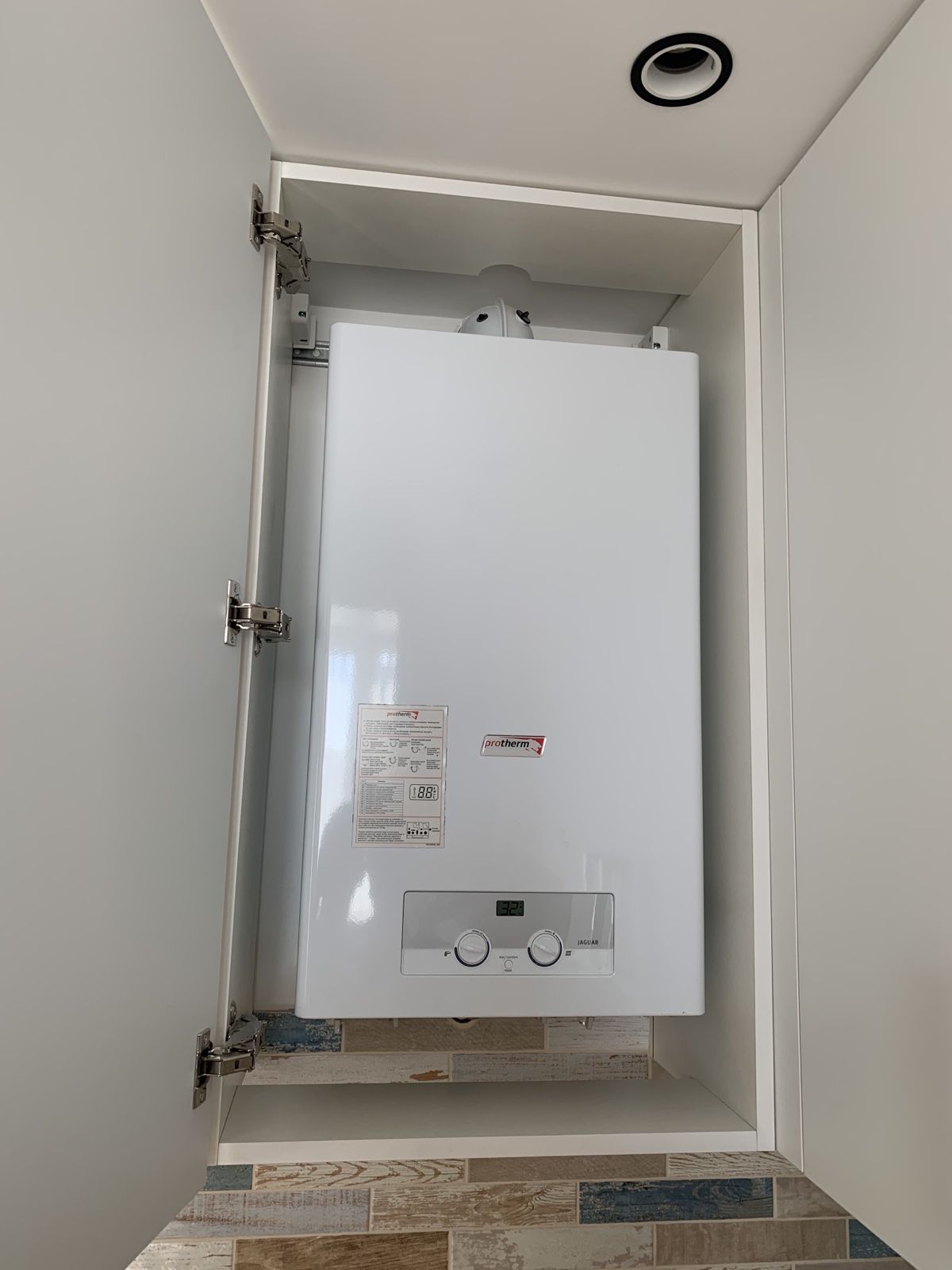 Квартира з дорогим авторським ремонтом. Заходь та живи!