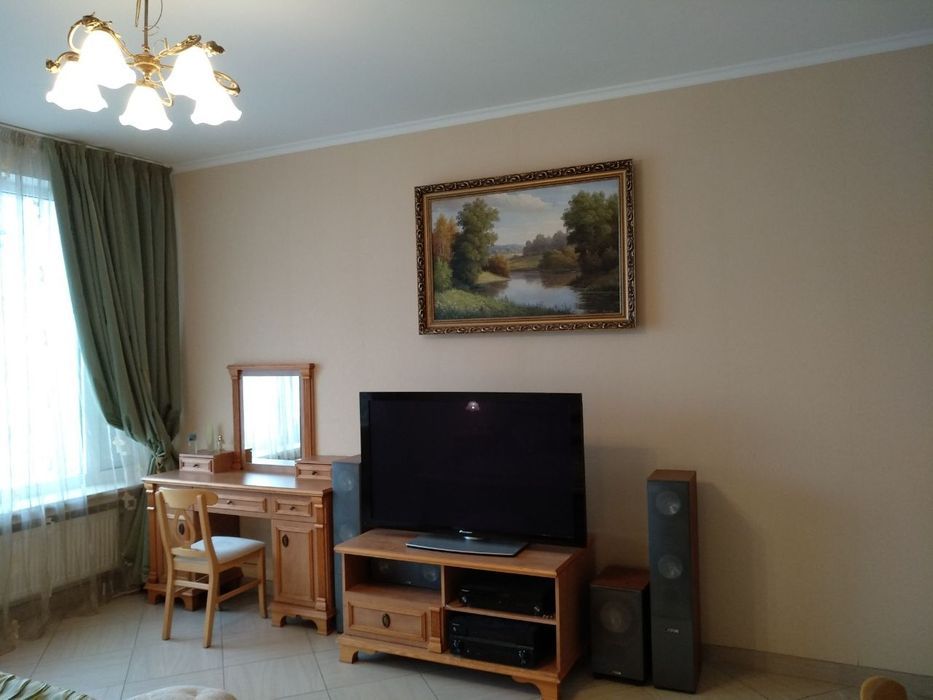 Kвартира на Литературна вул.