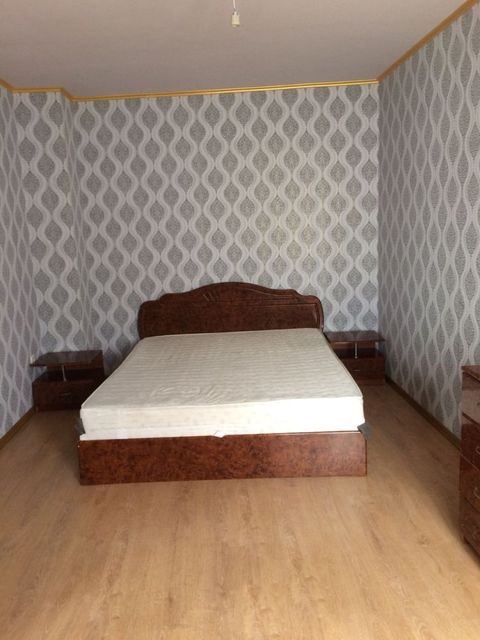 Квартира на Дністровська вул.