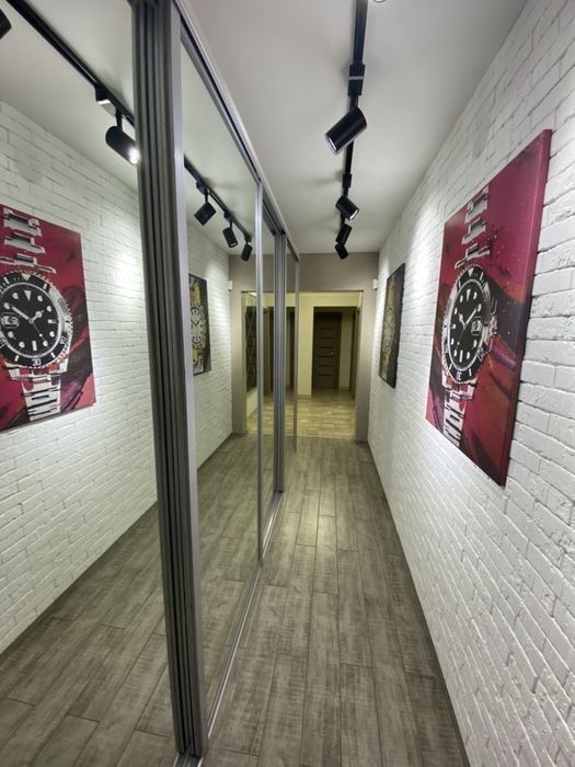 Квартира на Євгена Чикаленка вул.