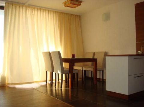 Квартира на Літературна ул.