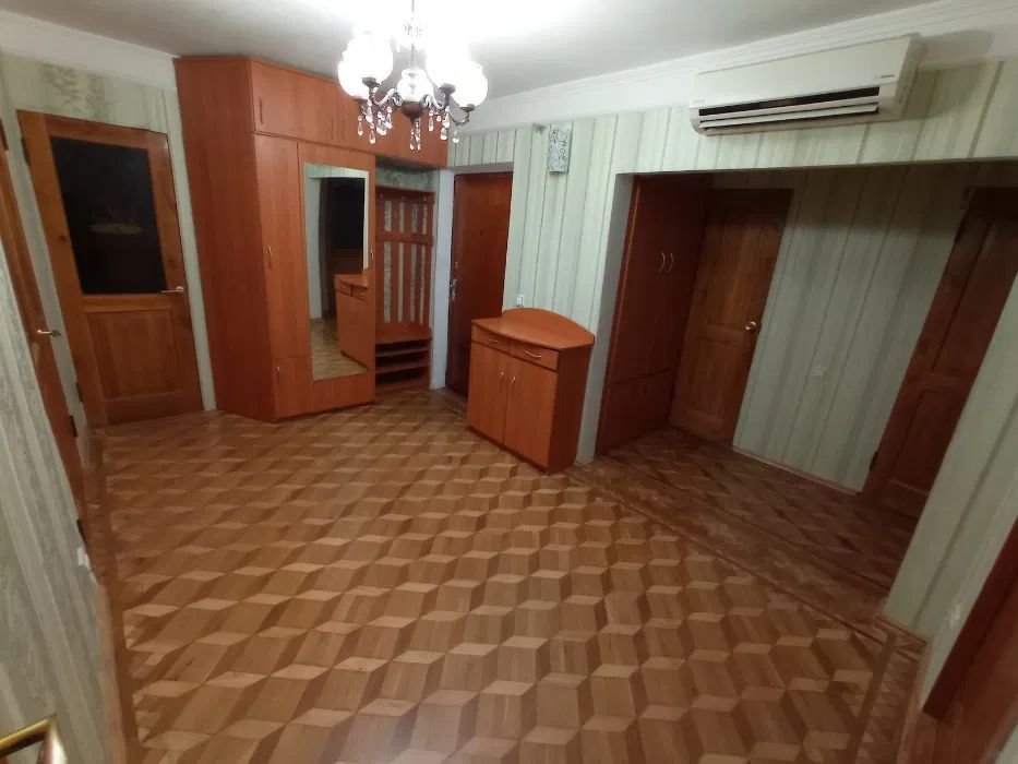 Квартира на 40 років Перемоги вул.