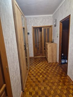 Продається 3к. квартира на Кримській вул.