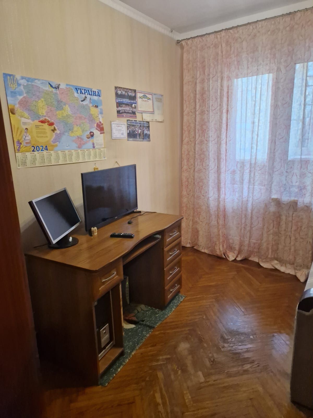 Продається 3к. квартира на Кримській вул.