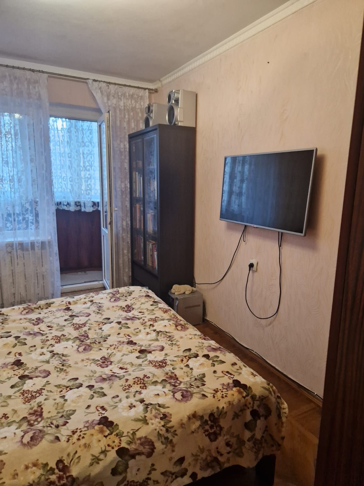 Продається 3к. квартира на Кримській вул.