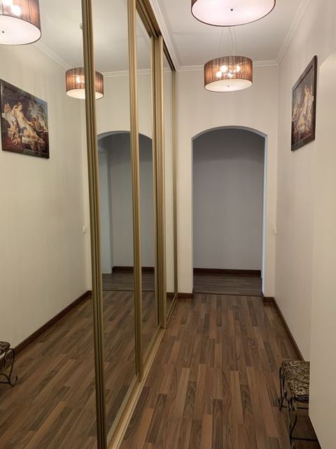 Квартира на Аркадійський пров.