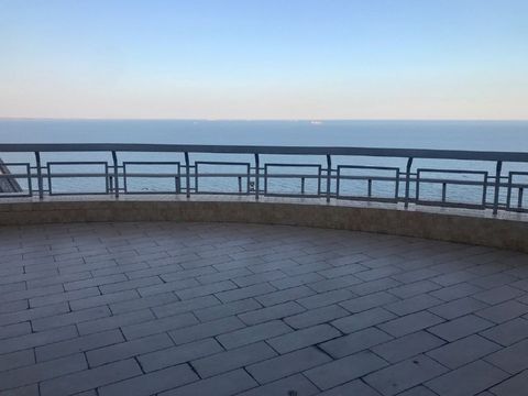 Penthouse on Leaders Boulevard