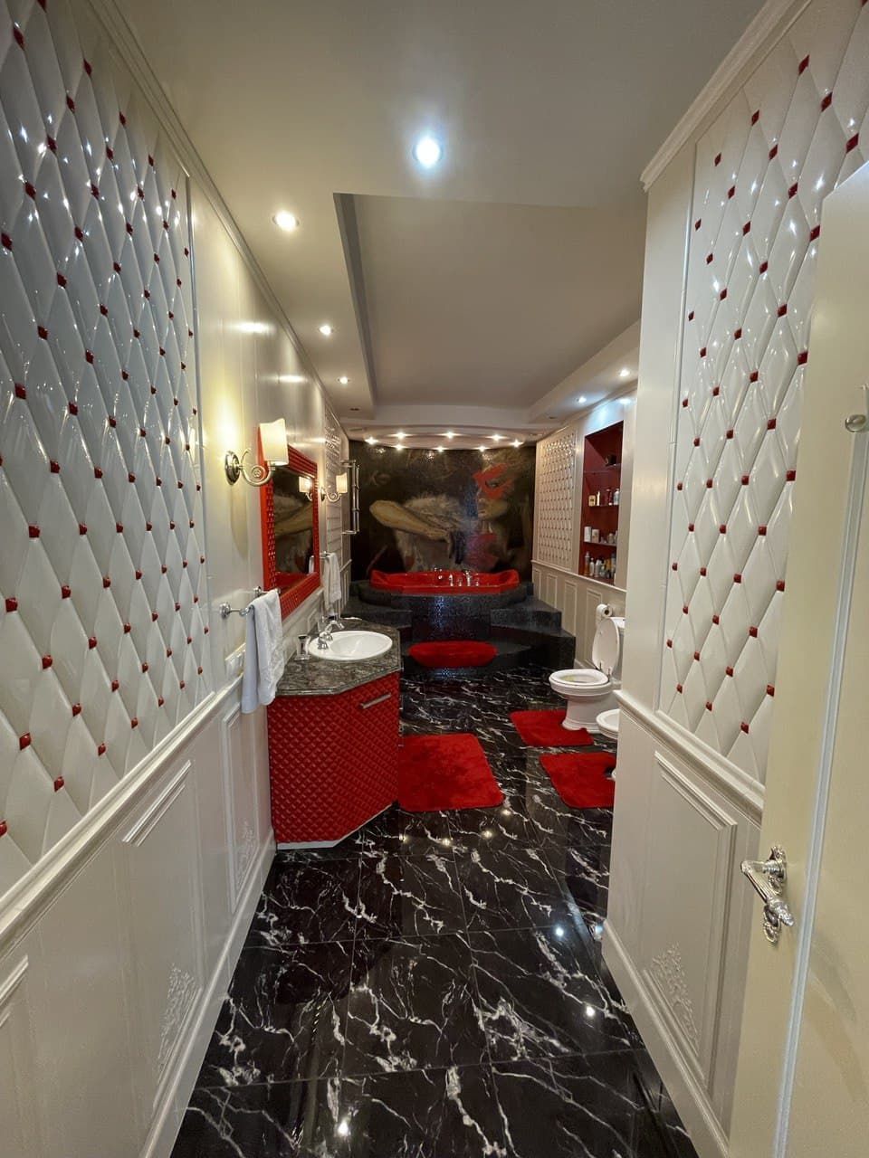 Квартира на Французский бульвар, ул.