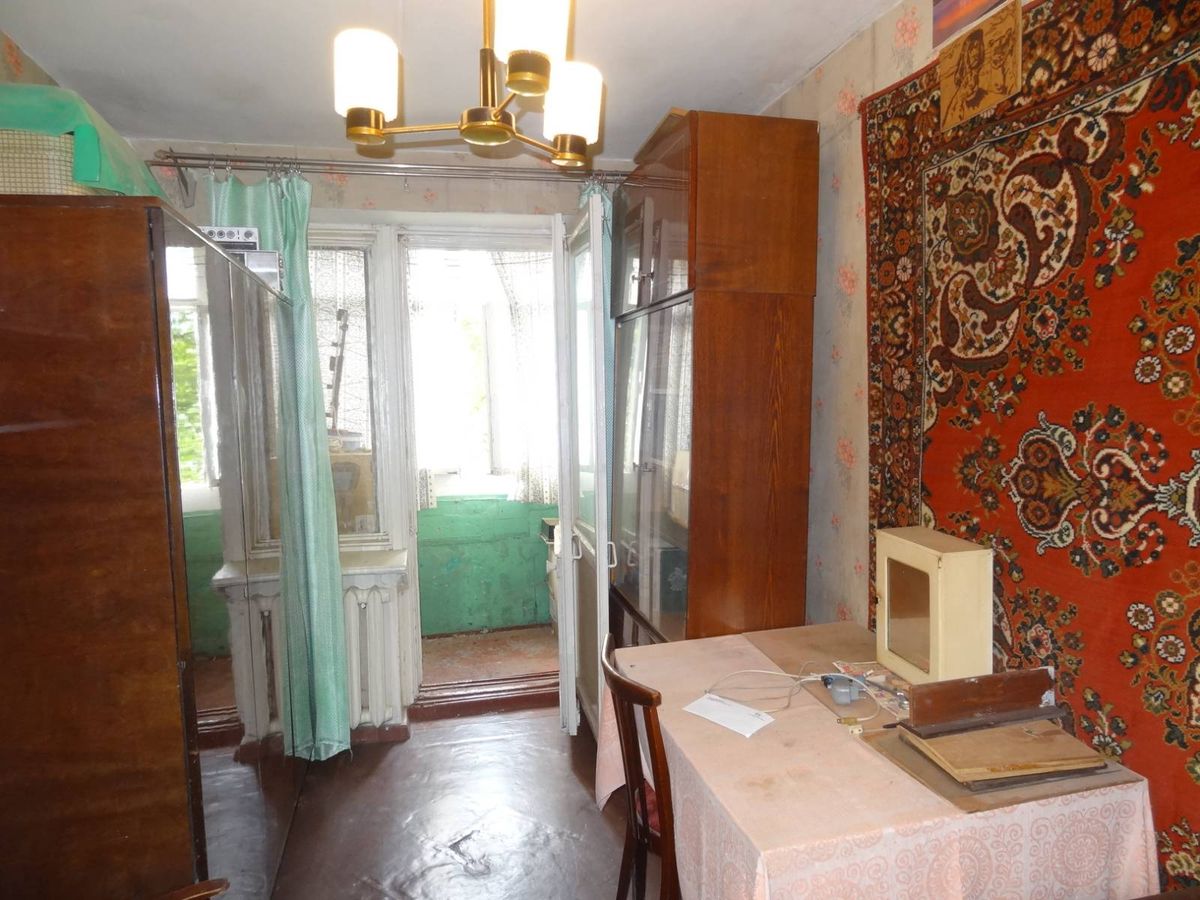 Квартира на Академіка Глушка вул.