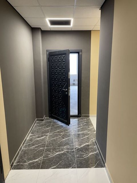 Продажа "трёшки" в Приморских садах. Срочно