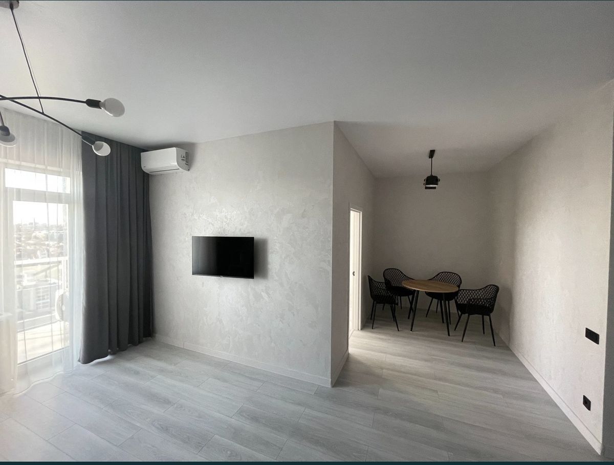 Квартира на пров Кордонний вул..