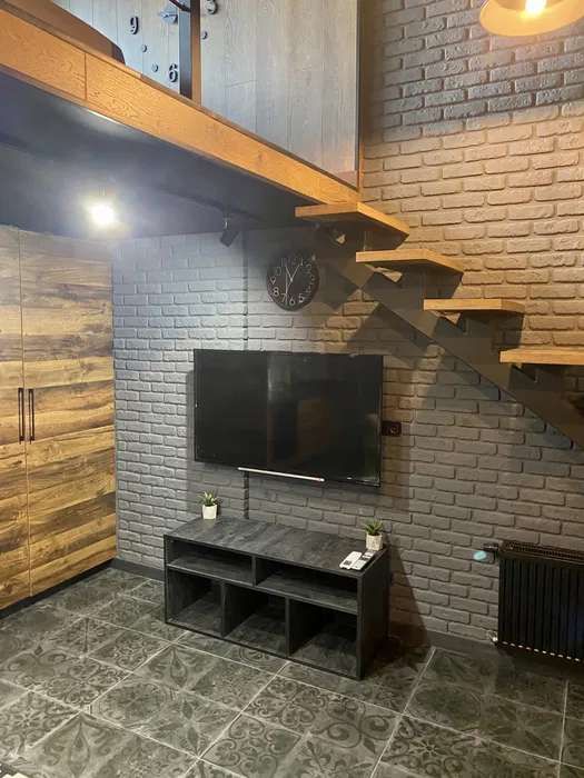 Apartment on Akademika Williams Street