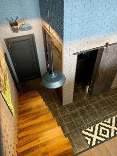 Apartment on Akademika Williams Street