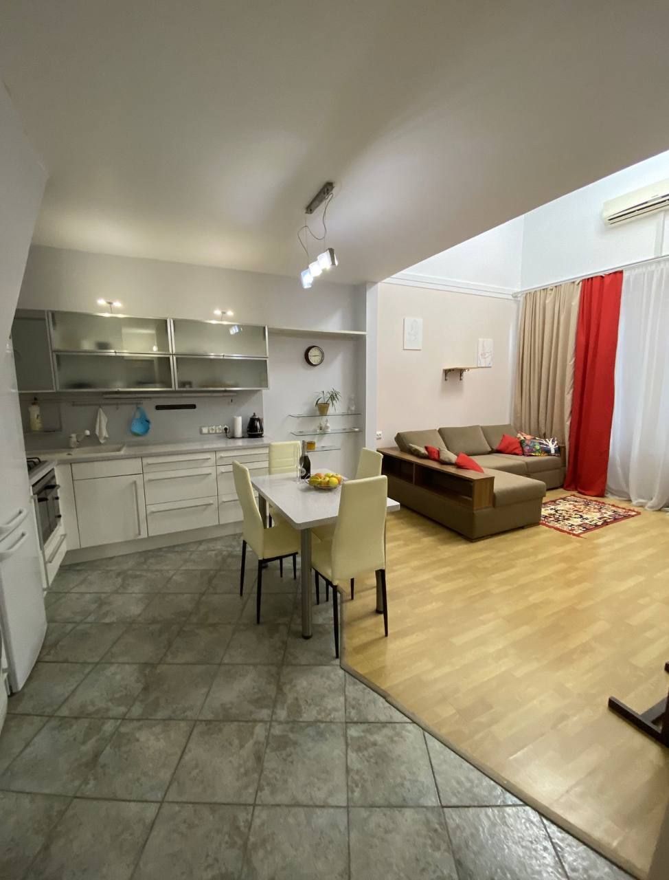 Квартира на вулиці Жуковського