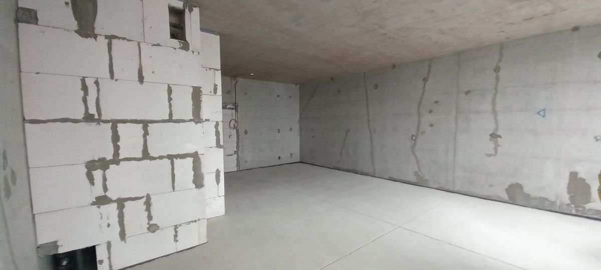 У продажу 1 кому в ЖК Чотири сезони пр-т Гагаріна кут Ботанічного пров.