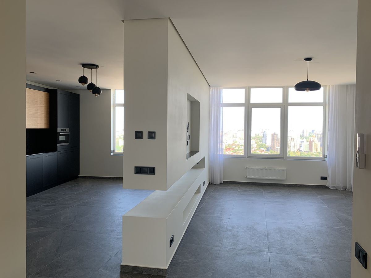 Квартира на Самофалова В. вул.