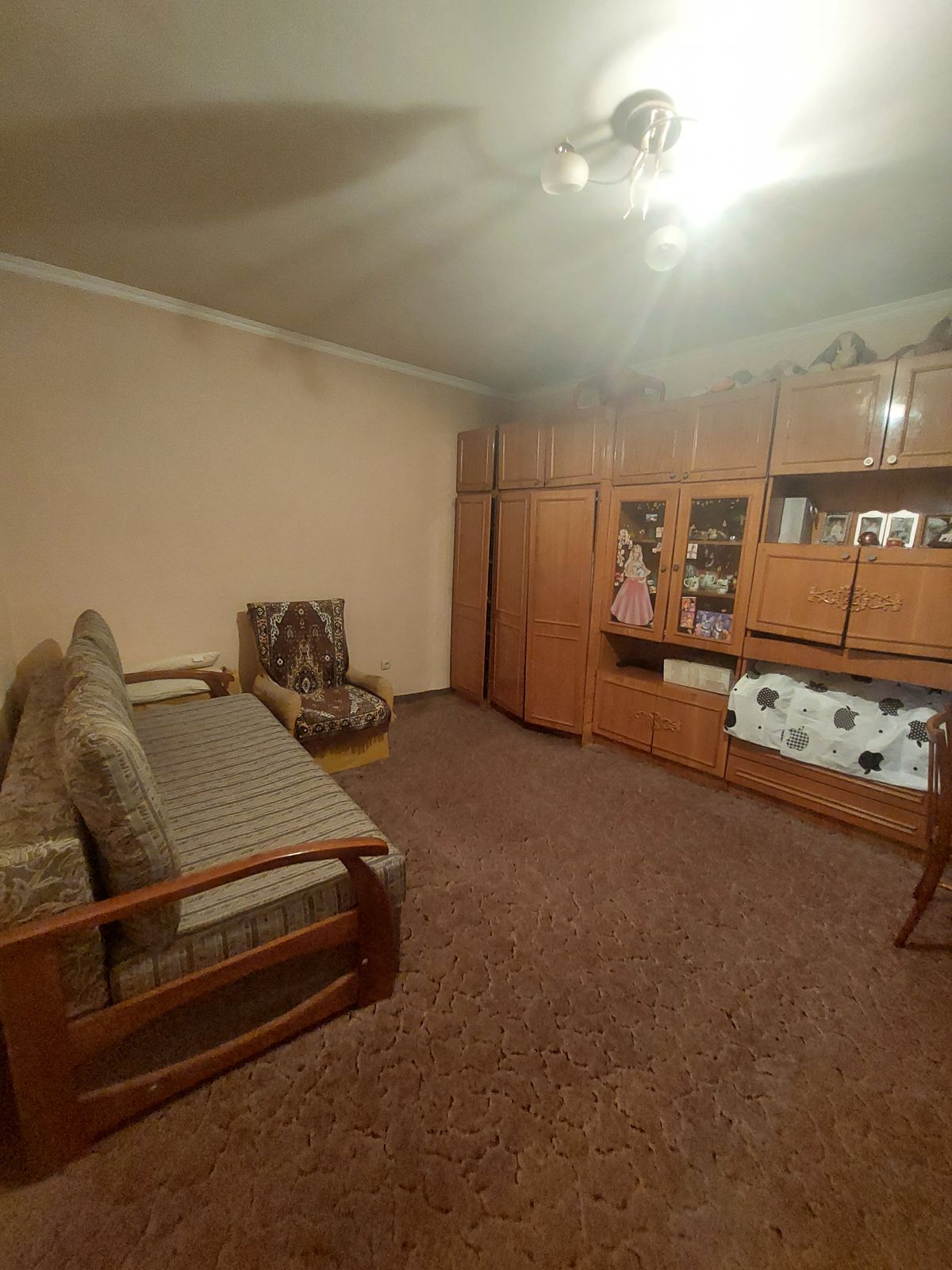 Квартира на Середня вул.