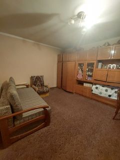 Квартира на Середня вул.