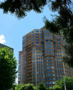 Квартитра на Макаренко вул