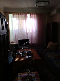 Кiмната в коммунi на Старопортофранкiвська вул.