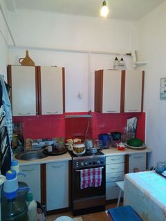 Кiмната в коммунi на Старопортофранкiвська вул.