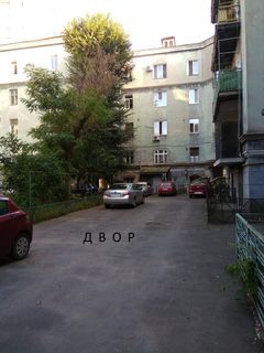 Кiмната в коммунi на Старопортофранкiвська вул.