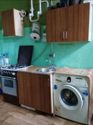 Продам кімнату на Троїцька вул.