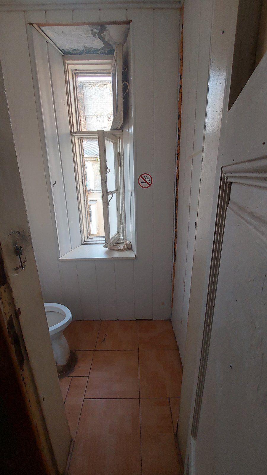 Кімната на Преображенська вул.