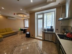 Квартира на Тополева вул.