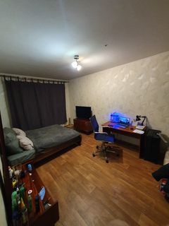 продам комнату в коммуне на Краснова ул