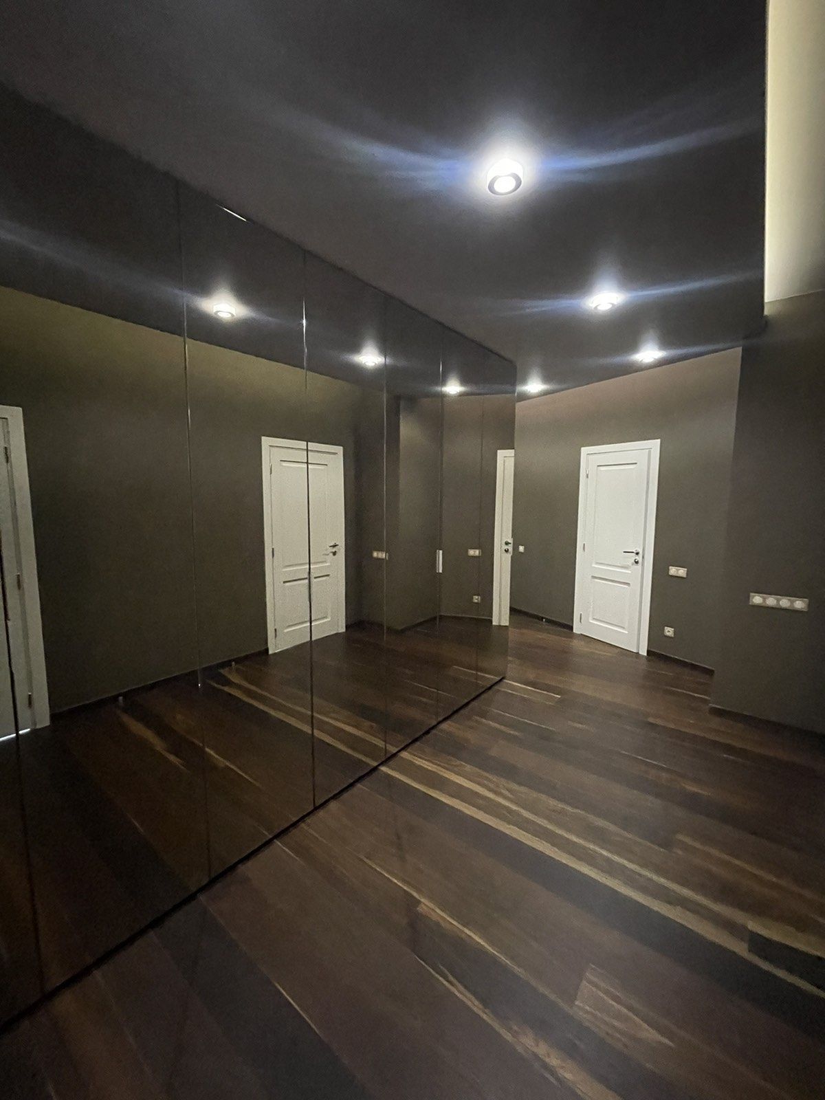 Квартира на Літературна вул.