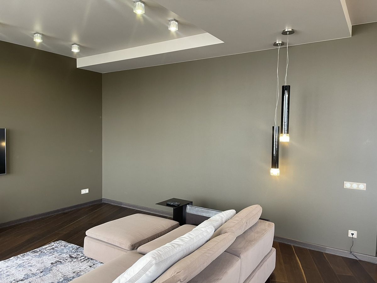 Квартира на Літературна вул.