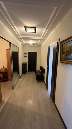 Просторная квартира в Усадьбе Разумовского.