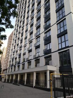 Квартира на Лiтературна вул.