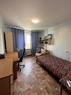 Продам 2-к квартиру, Вул. Корольова