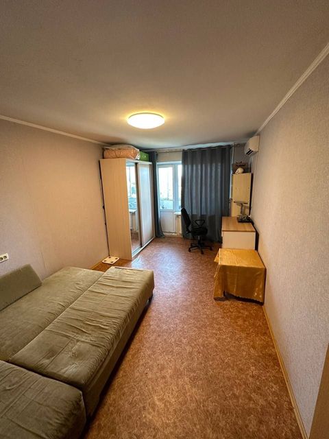 Продам 2-к квартиру, Вул. Корольова