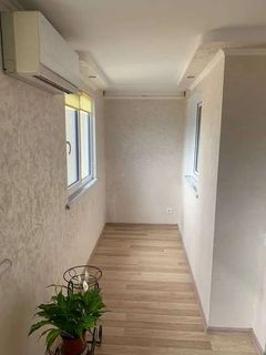 Квартира на Высоцкого ул.