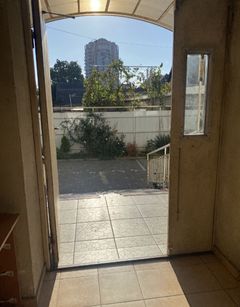 Квартира на Космонавта Комарова вул.