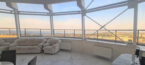 Penthouse on Marselskaya Street