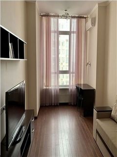 Квартира на Французькому б-рі.