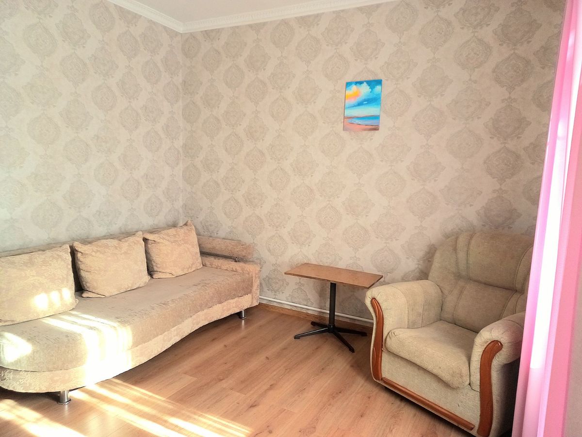 Продам 3-х кімнатну з капремонтом вул.К.Луніна /Адмиральский пр-т