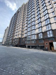 Трикімнатна Прохоровська вул.