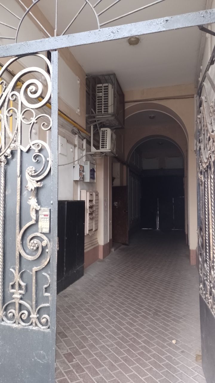 Продам кімнату на Єлисаветинській вул.